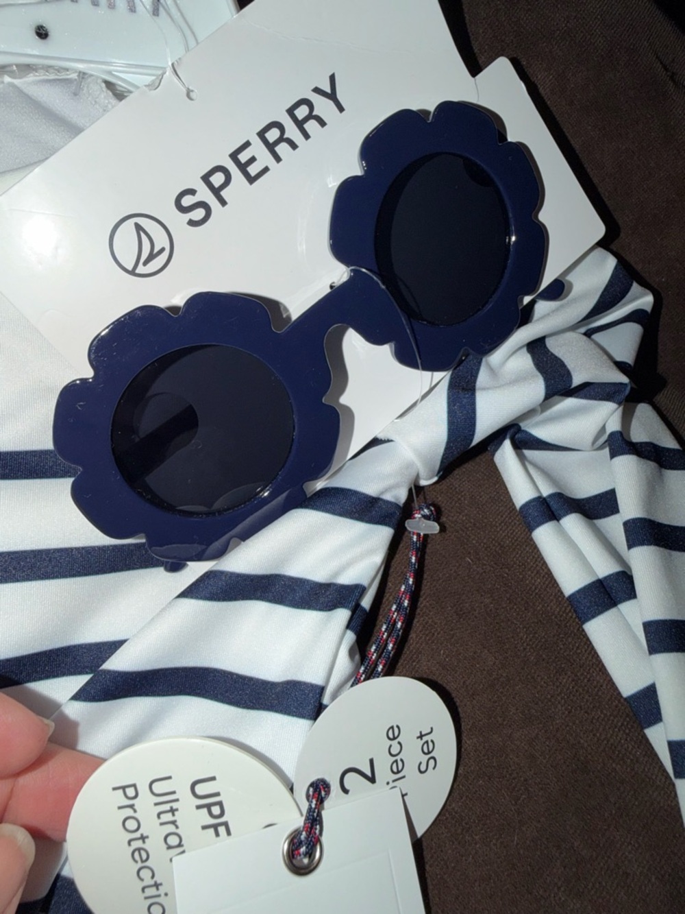 girls Sperry Striped Long-Sleeve One-Piece with matching sunglasses
2t NWT - Picture 6 of 10
